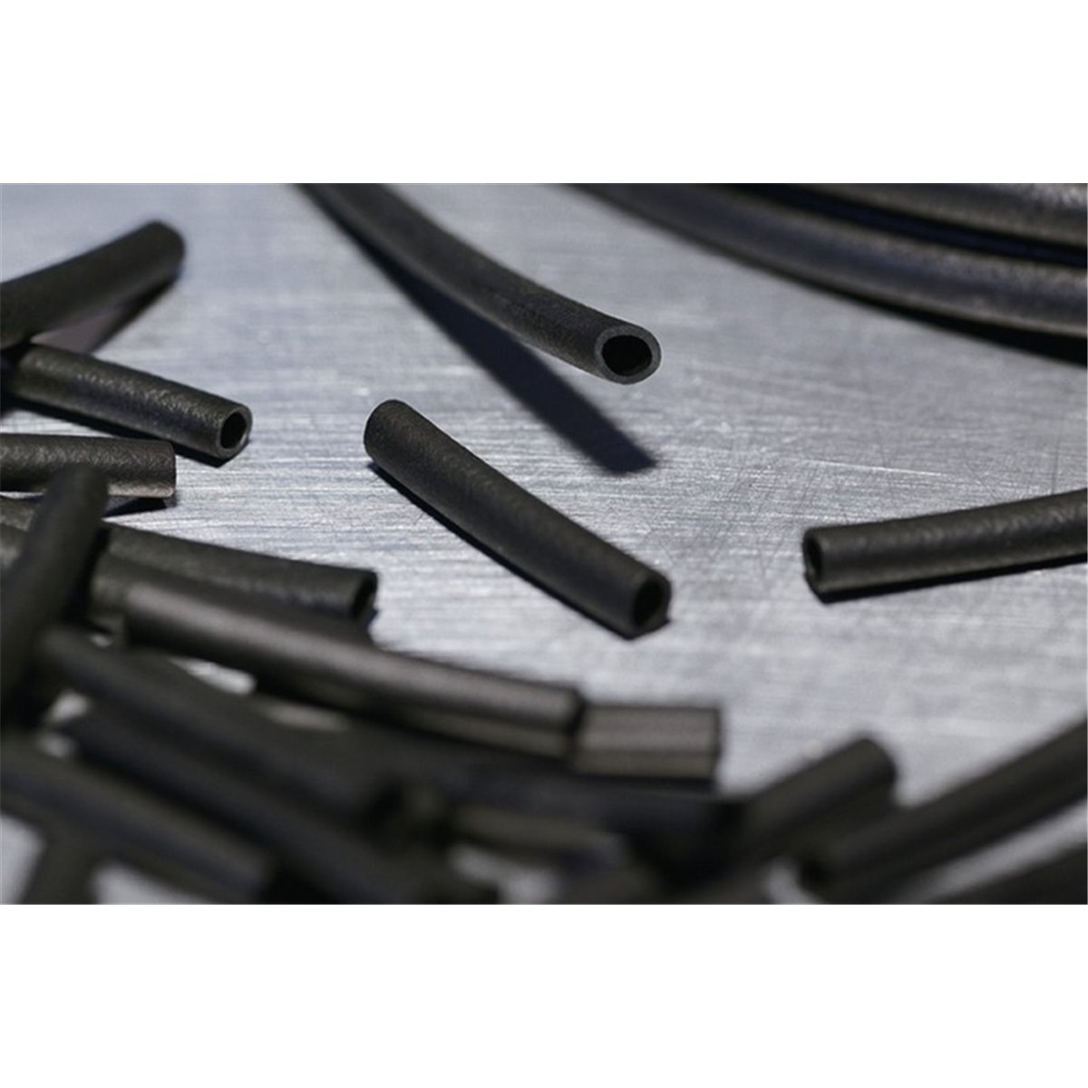 Chloroprene rubber tubing H35X25BK-CR-BK HellermannTyton, 3.5x25mm, black, 1000 pcs.