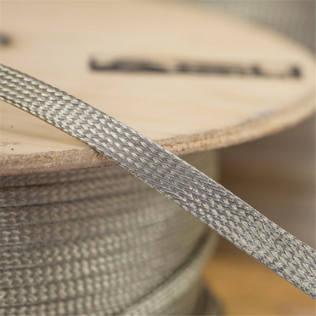 AA59569R36T0250 shielding braid